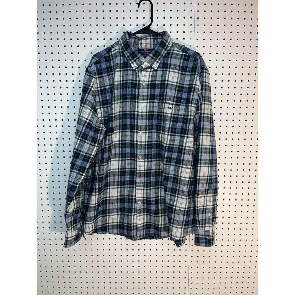 Vineyard Vines button down shirt